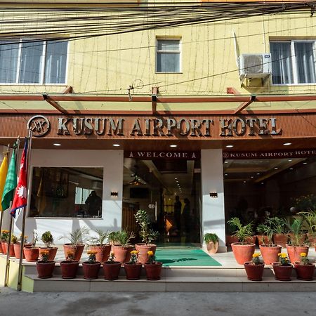Kusum Airport Hotel Katmandu Dış mekan fotoğraf