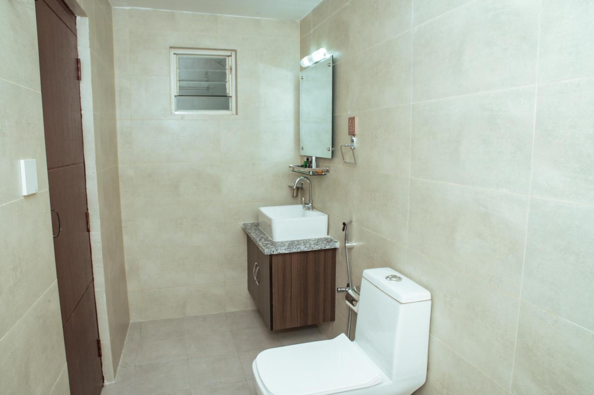 Kusum Airport Hotel Katmandu Dış mekan fotoğraf